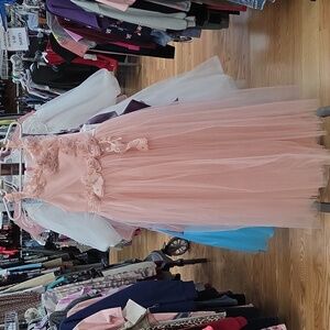 New Pariltim Girks Elegant Pink Tulle Dress with Floral Accents Size 9